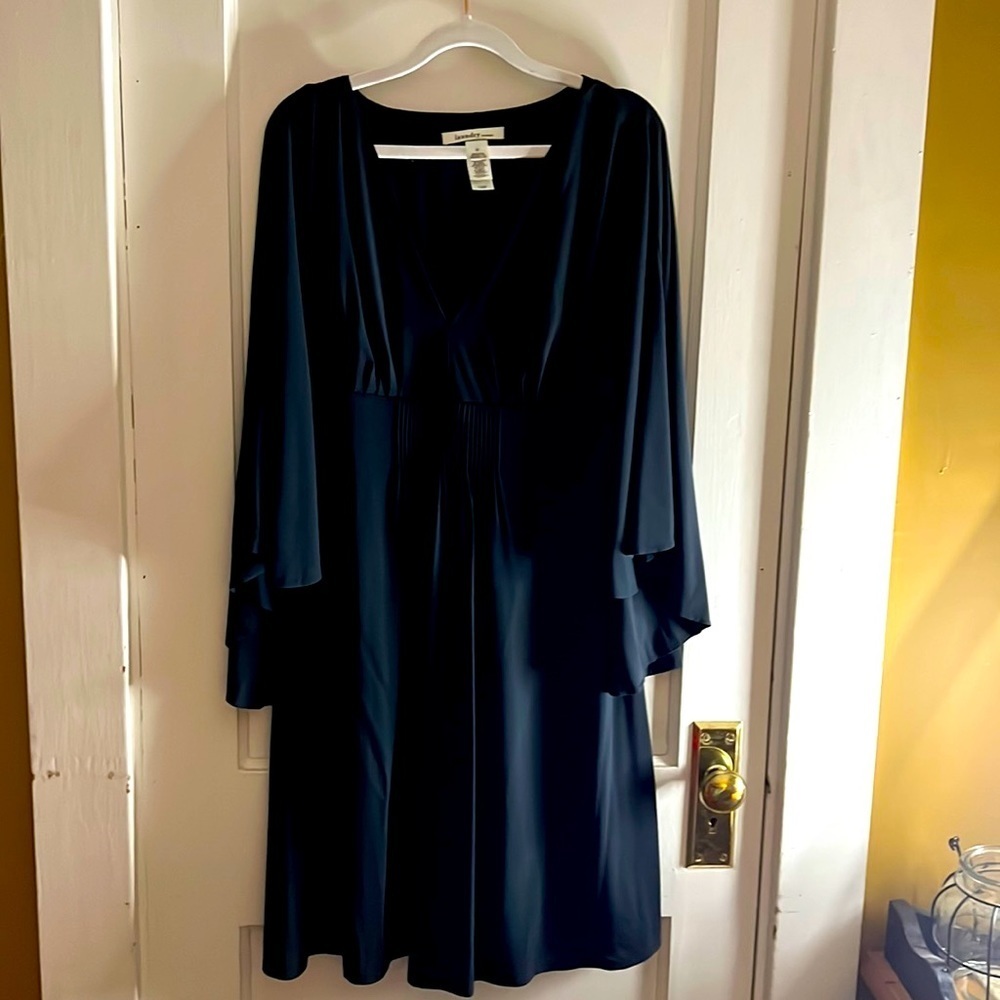 EUC Absolutely Beautiful Laundry by Design Dress Size M